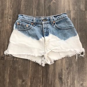 Levi Jean shorts white dyed jeans